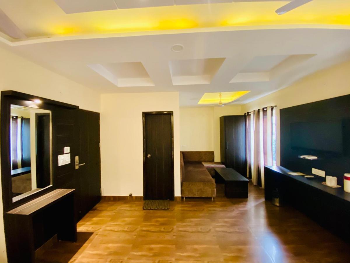 Hotel Kabir Residency Amritsar Buitenkant foto