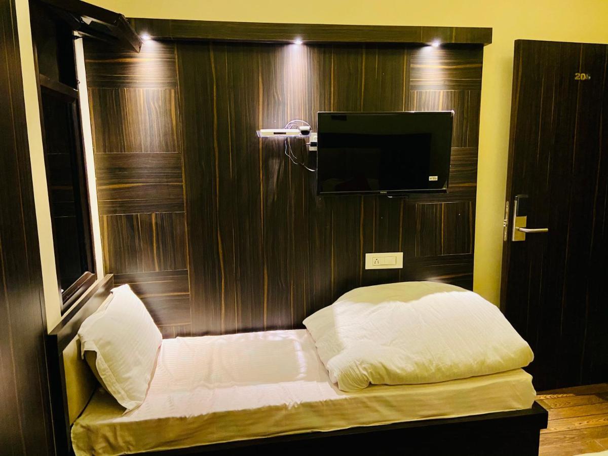 Hotel Kabir Residency Amritsar Buitenkant foto