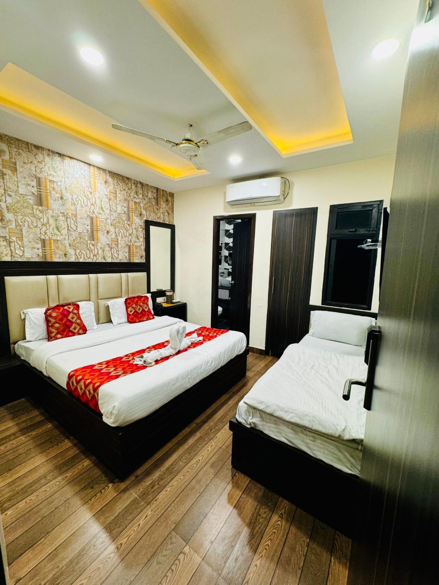 Hotel Kabir Residency Amritsar Buitenkant foto